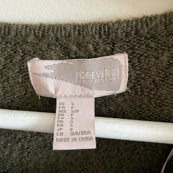 Forever 21 Dark Olive Green Soft Crewneck Sweater Size Small - Picture 5 of 6